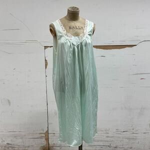 Vintage Nylon Lorraine Mint Green Lace Trim Nightgown Slip Dress L